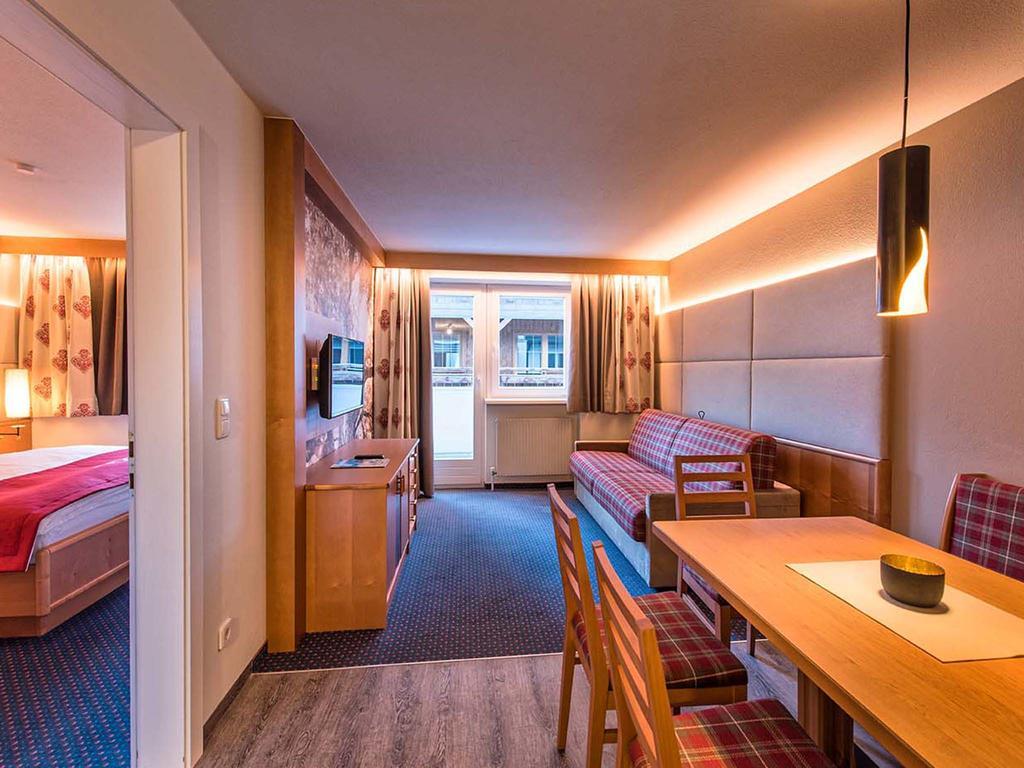 Hotel Universo Серфаус Номер фото